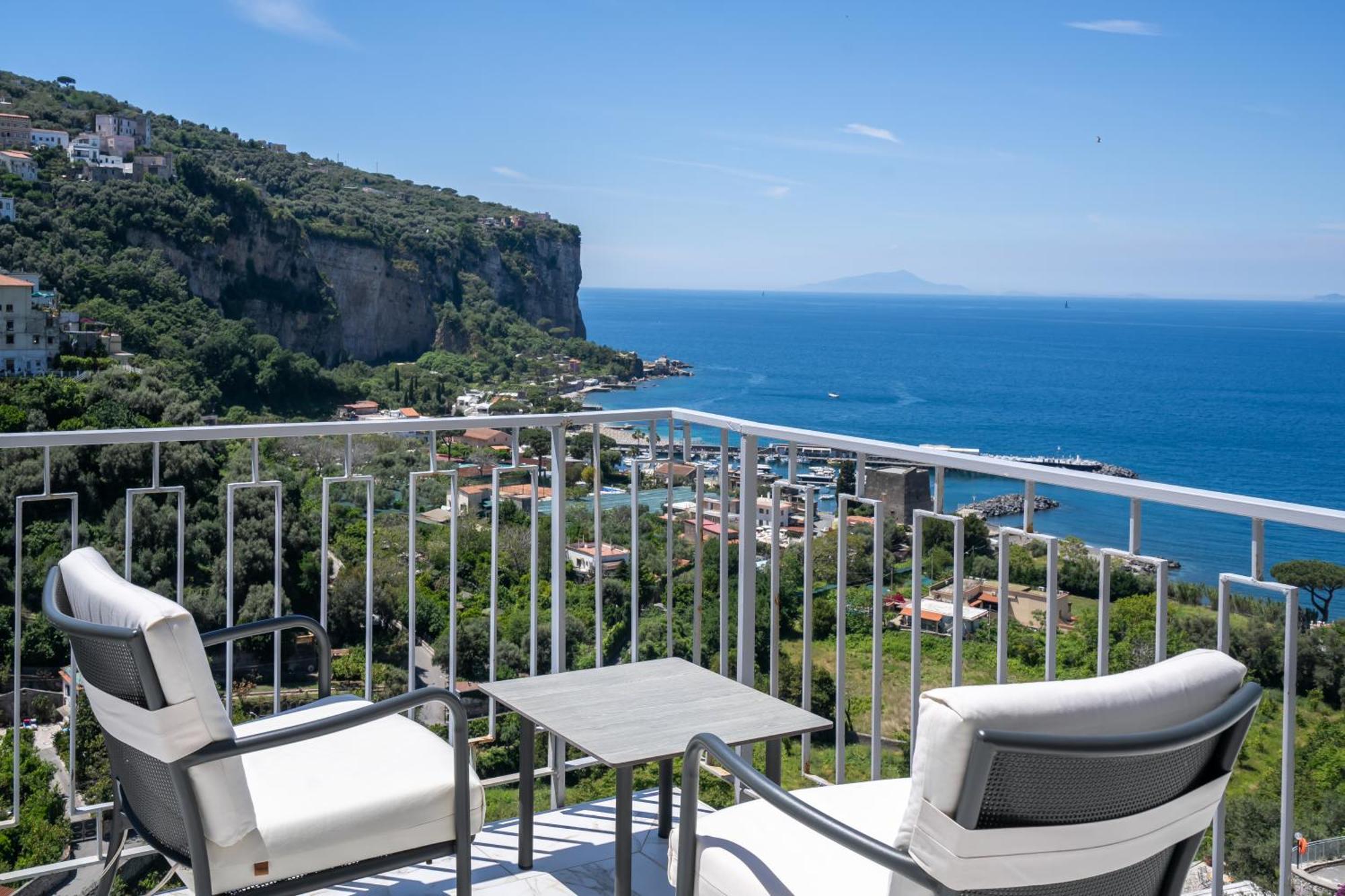 Hotel Mary Vico Equense Esterno foto